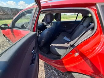 Renault Megane combi 1.5dci 81kw r.v. 2011 - 8