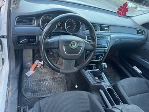 Prodám veškeré náhradní díly na Škoda Superb II - 8