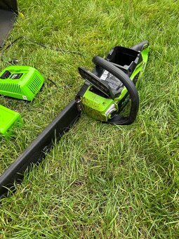 Greenworks - 8