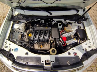 DACIA DUSTER 1.6i 16V 77KW,4x4,ZÁVĚS,KLIMA,6-KVALT - 8
