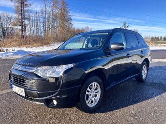 Mitsubishi Outlander 3 2.2 Di-D 4x4 tažné - 8