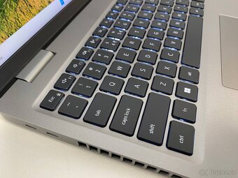 Dell Latitude 5530 15,6“/Intel Core i5-12.gen /SSD 240GB/RAM - 8