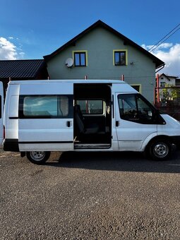 Ford transit 2.2 81 kW 6 míst - 8