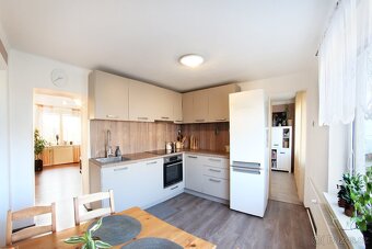 Prodej rodinného domu 6+2, pozemek 2 611 m², Karviná, Ráj - 8
