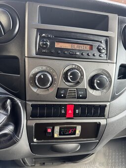 Iveco Daily 2.3 - chladicí - mrazicí - chladak přípojka 220v - 8