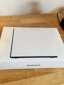 MacBook Air m2 2022 168 cyklů - 8