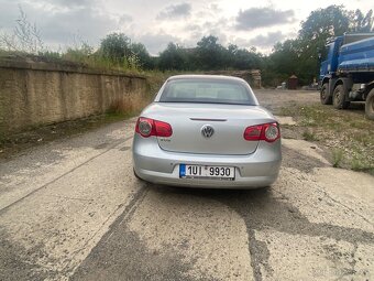 Vw EOS 2.0 FSi - 8