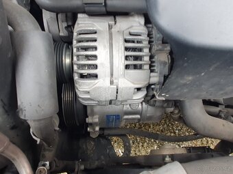 VOLKSWAGEN GOLF IV 1.9TDI 85KW - 8