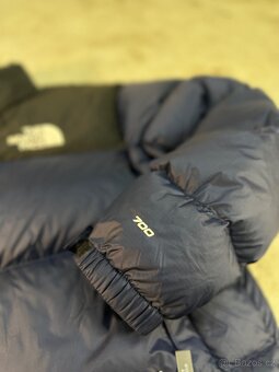The North Face Nuptse – zimní péřová bunda (vel. XL) - 8