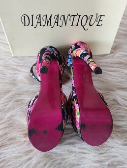 Dámské květované lodičky 36 - 8