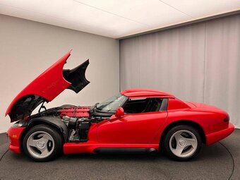 Dodge Viper RT/10 z roku 1993 - 8