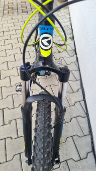 Kellys Viper 50, Hydr.brzdy, řazení Shimano Altus, Rám 17,5 - 8