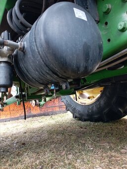 Traktor John Deere 5720 - 8