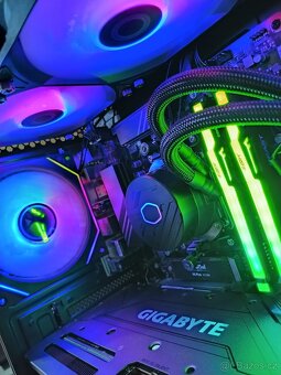 Herní PC: RTX 4080, R7 9800x3d, 64Gb ram DDR5, ZÁRUKA - 8