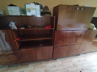 Skříně šatní retro leštěné, různé - 8