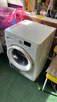 prodám sušičku Whirlpool - 8