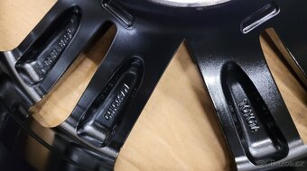TOYOTA RAV4,V,18' alu disky,senzory TPMS - 8