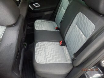Škoda Fabia 2 1.2htp 44kw pouze 77000km velmi pěkná - 8