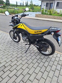 Suzuki 125 sm - 8