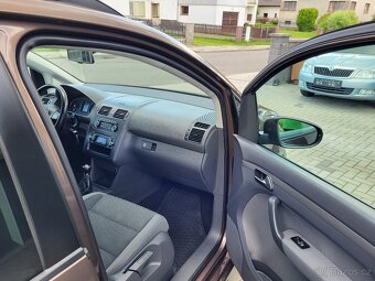 VW Touran 1.2 Tsi 77kw,7-míst,po velkém servise - 8