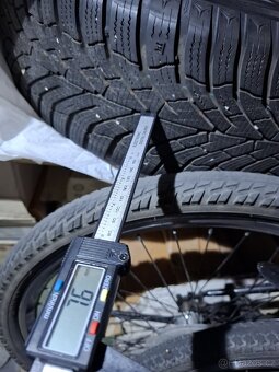 16" zimní 205/60/16 Kumho - 8
