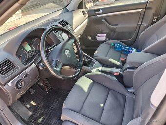 Volkswagen Golf 5 - 8