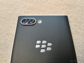 BlackBerry Key 2.  Model BBF100-1.  Čierna farba. - 8
