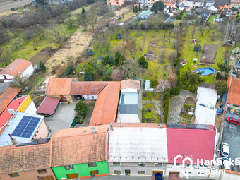 Prodej rodinného domu se zahradou ve Vrahovicích - 8