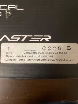 Prodám airsoft zbraň Combat Master - 8