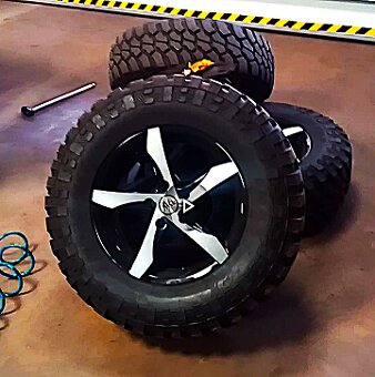 pneumatiky 265/70 R17 4x4 M/T cca 800km najeto, jako NOVÁ - 8