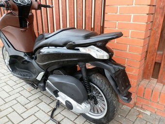 Piaggio Beverly 125 - 8
