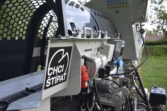 Štípací poloautomat se zvedacím stolem - SPZ - 400V / benzín - 8