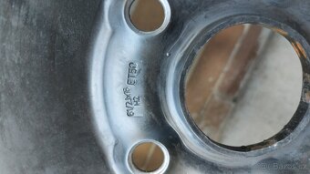 Plechové disky 6,5Jx16H2 ET50, s pneu Continental 205/55R16 - 8