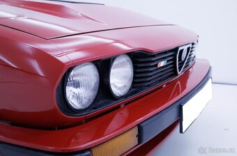 Alfa Romeo GTV 2.5 V6 - 8