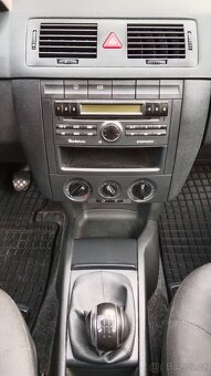 Škoda Fabia 1.4i 16V Kombi 59kW,11/2006,SERV.KNIHA,KLIMA - 8
