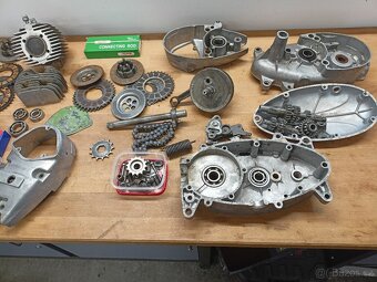 Jawa 50 pionýr motor - 8