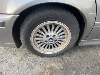 BMW E39 320iA - 8