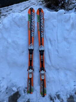 Lyže 130cm, boty 23,5cm+hůlky - 8