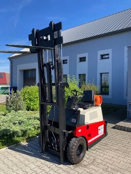 Vysokozdvižný vozík DESTA MV 15 - LPG - 8