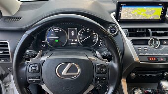 Lexus NX300h Hybrid m.2021 Perleť Navi Kamera Automat CVT - 8