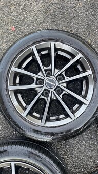 Prodám alu kola Borbet 15” s pneu Barum Bravuris - 8