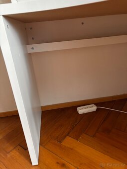 Psací stůl - spěchá Cena dohodou - 8