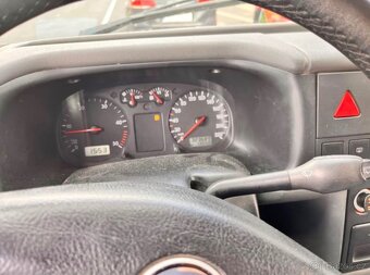 VW Caravelle T4 2,5 TDI 75kW - 8