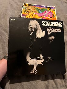 LP desky Queen, Judas Priest, Beatles, Scorpions… - 8