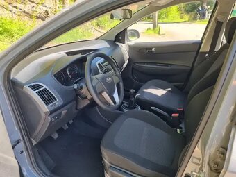Hyundai i20 1.2i 62kW,1.Majitel,ČR,Klima,Výhřev sedaček,Serv - 8