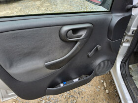 Opel Corsa C 2002 1,2i 55kW Z12XE, PEKNA, DILY - 8