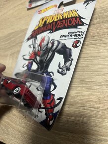 Hotwheels edice Maximum Venom - 8