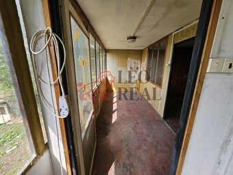 Prodej chaty 90 m², Praha – vlastní pozemek 647 m², klid a z - 8