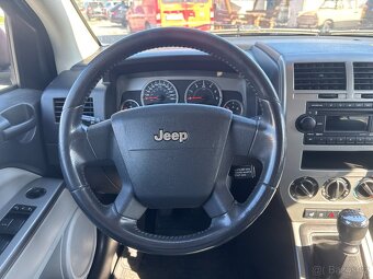 Jeep Compass 2.0 CRDi 4x4 103kW LIMITED - 8