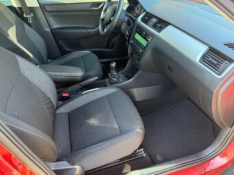 ŠKODA RAPID SPACEBACK 2014 1.2TSI 77Kw AMBITION - 8